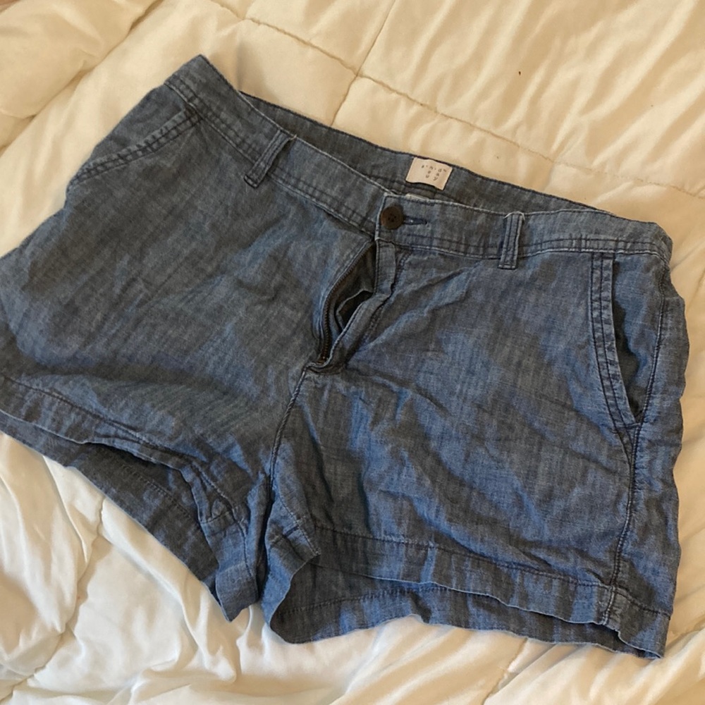 LINEN DENIM A NEW DAY SHORTS